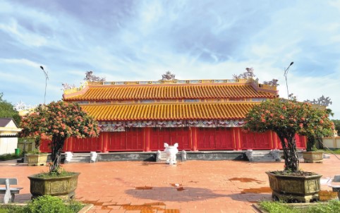 Đền thờ vua Hàm Nghi và các tướng sĩ Cần vương ở Tân Sở (tỉnh Quảng Trị)