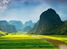 Soạn văn 7 Sông núi nước Nam tóm tắt