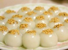 Soạn văn 7 Bánh trôi nước tóm tắt