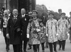 Soạn văn 11 Vi hành tóm tắt